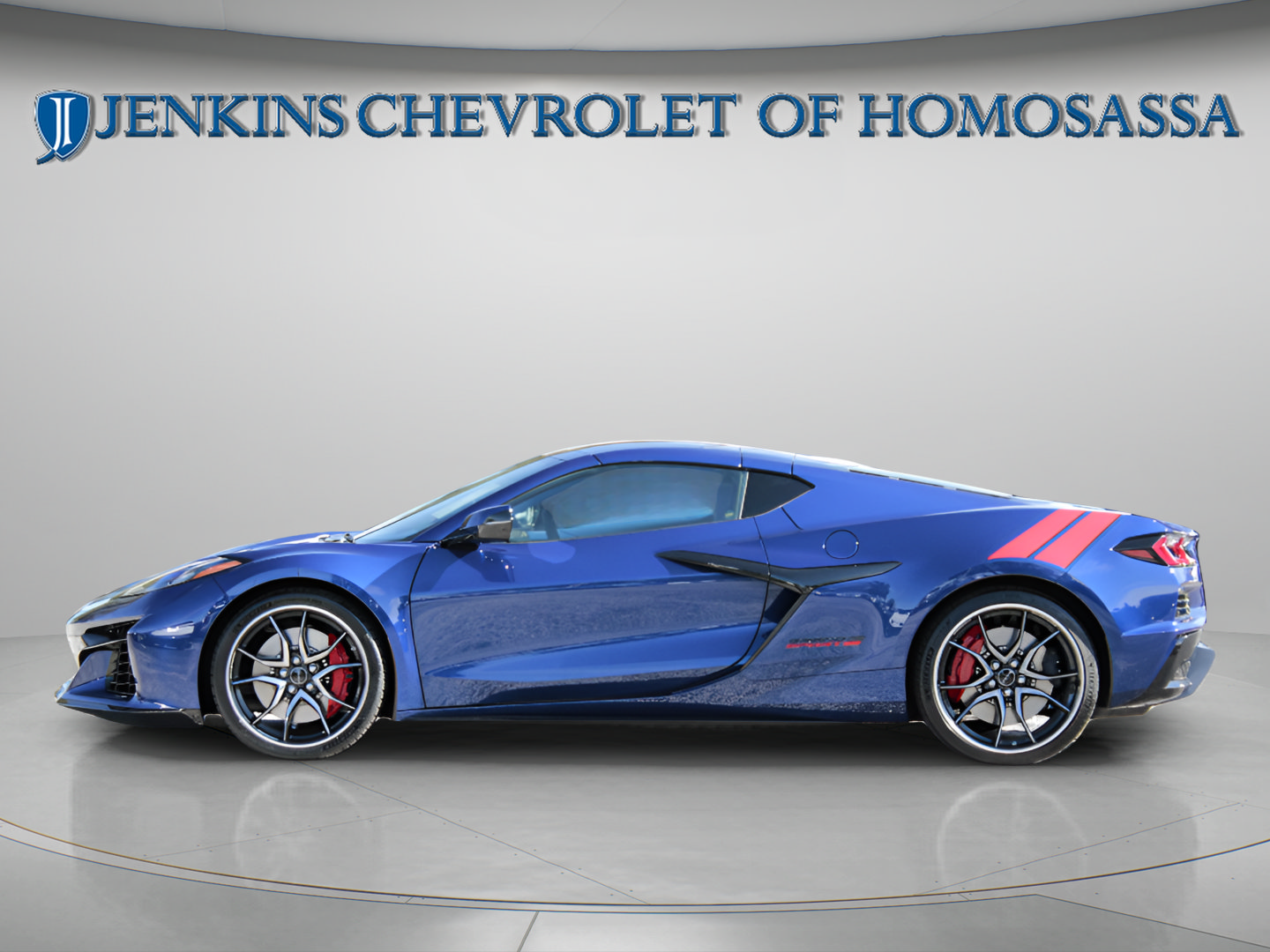 New 2027 Chevrolet Corvette Grand Sport w/ Z52 Sport Performance Package RWD image 9