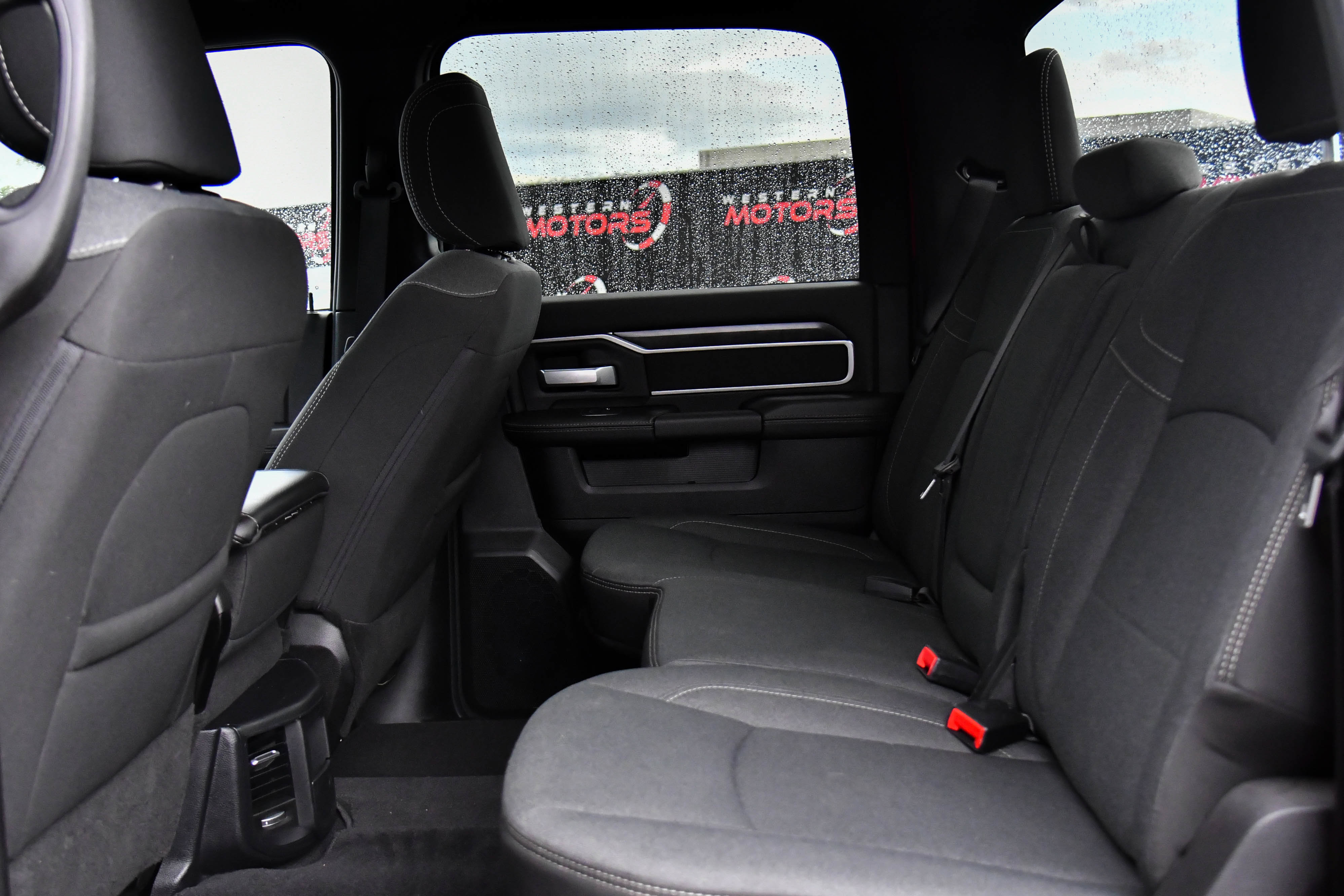 Used 2024 RAM 2500 Big Horn w/ Night Edition AWD/4WD image 40