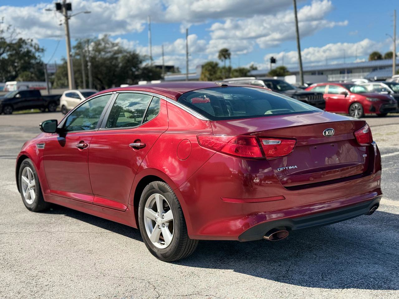 Used 2014 Kia Optima LX image 3