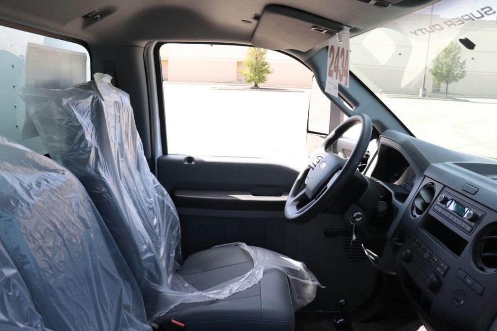 New 2026 Ford F750 2WD Regular Cab Super Duty image 9