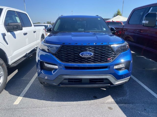 Certified 2021 Ford Explorer ST w/ Equipment Group 401A AWD/4WD image 2