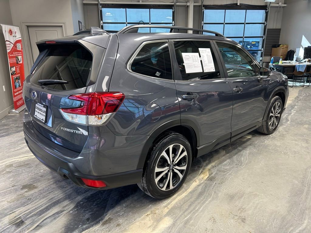 Used 2021 Subaru Forester Limited image 30