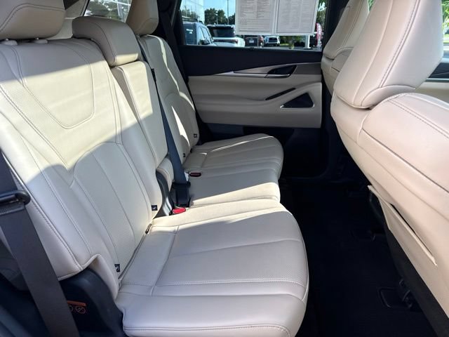 Certified 2025 INFINITI QX60 Luxe AWD/4WD image 15