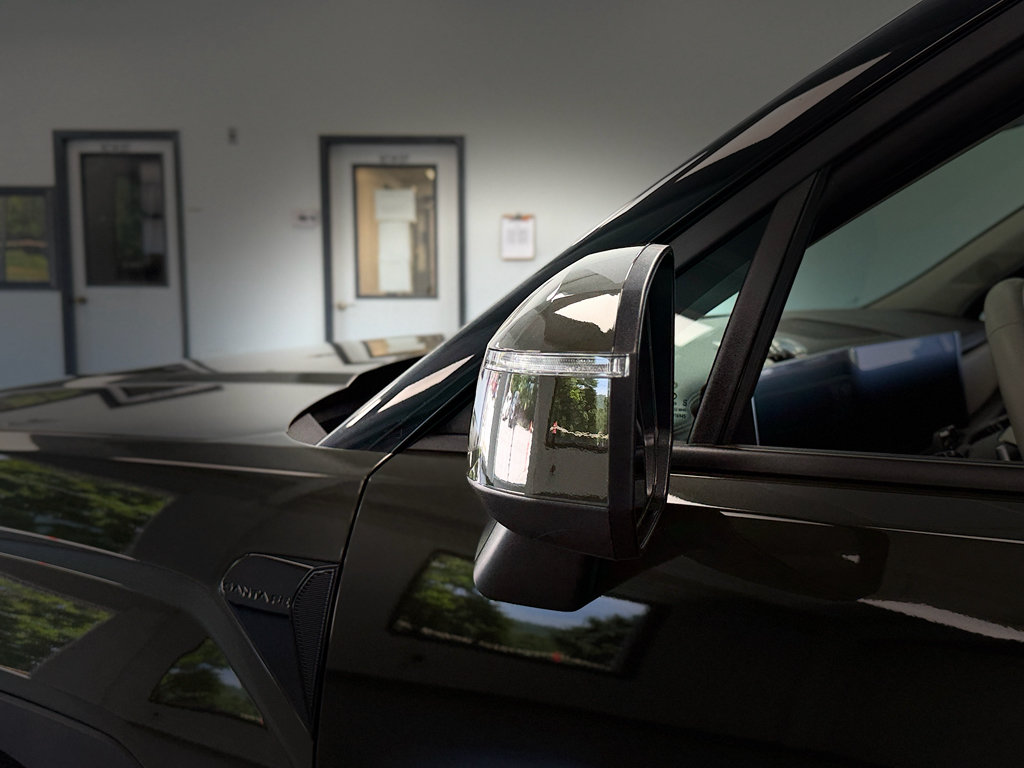 Used 2025 Hyundai Santa Fe SEL AWD/4WD image 12