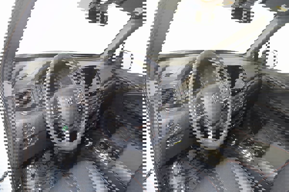 Used 2024 Honda Passport TrailSport image 24