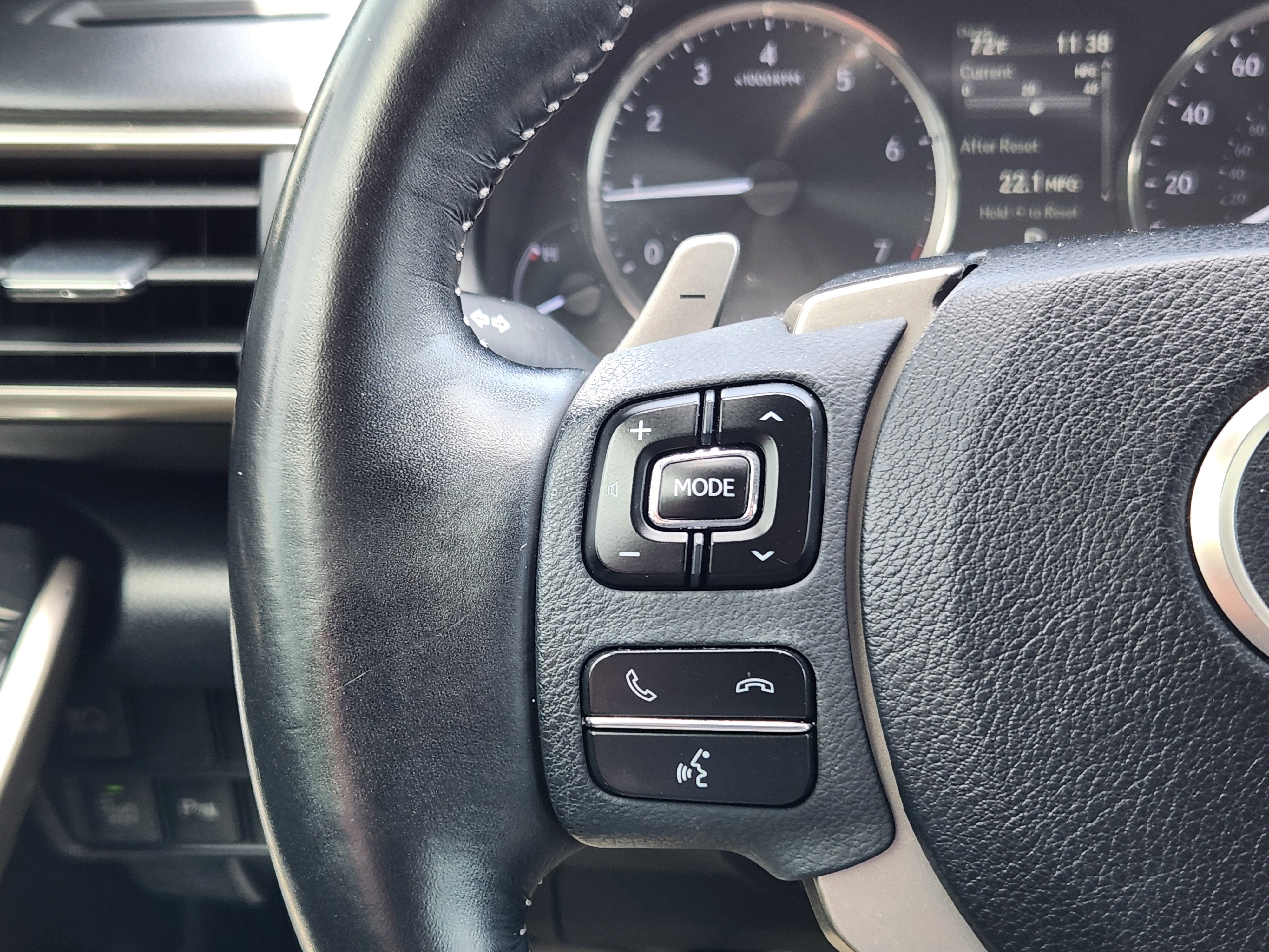 Used 2018 Lexus IS 300 AWD w/ Comfort Package image 30