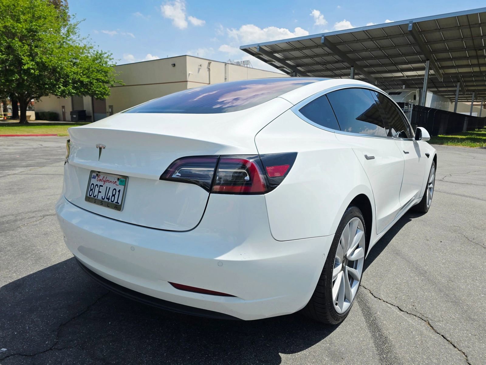 Used 2017 Tesla Model 3 Long Range RWD image 9