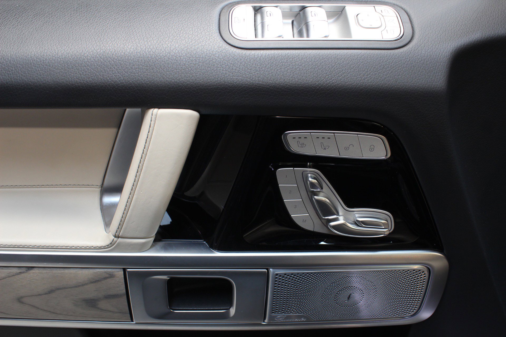 Used 2022 Mercedes-Benz G 550 w/ Exclusive Interior Package image 78