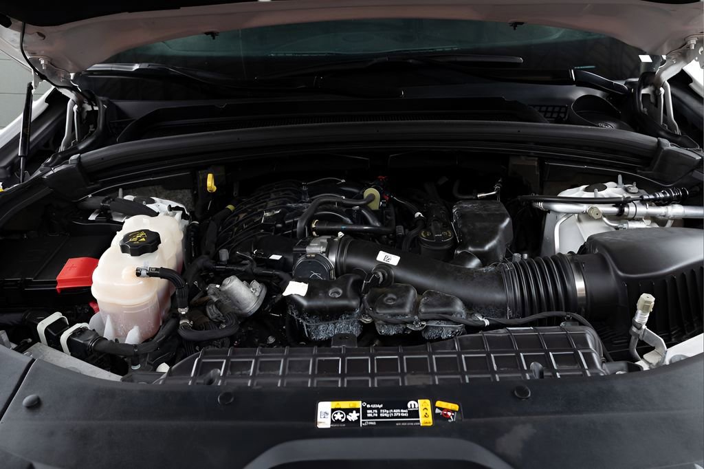 Used 2023 Jeep Grand Cherokee L Laredo AWD/4WD image 91