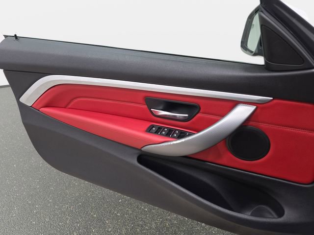 Used 2019 BMW 430i Convertible image 26