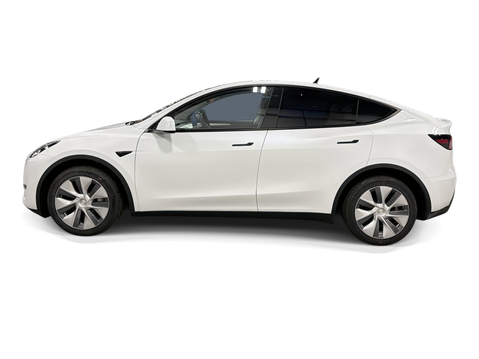 Certified 2023 Tesla Model Y Long Range AWD/4WD image 3