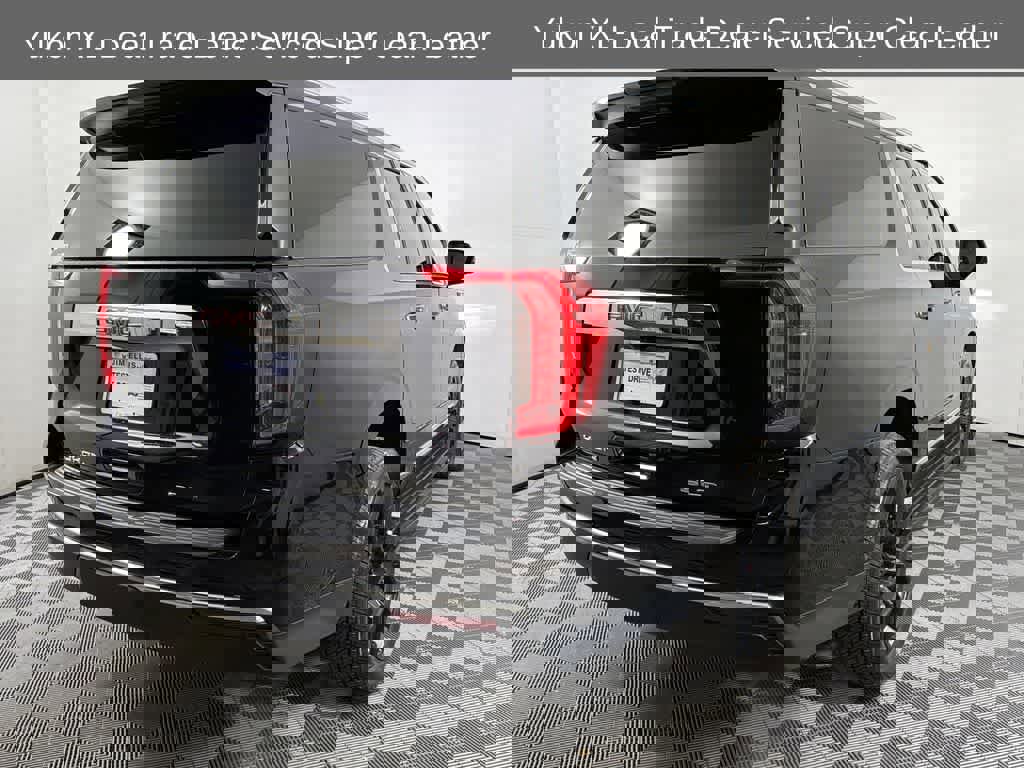 Used 2022 GMC Yukon XL SLT w/ SLT Luxury Package image 11