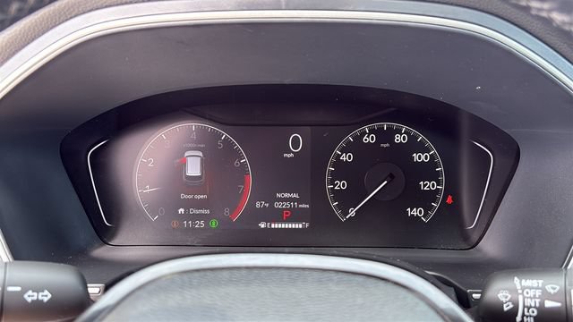 Used 2025 Honda Pilot Touring image 16