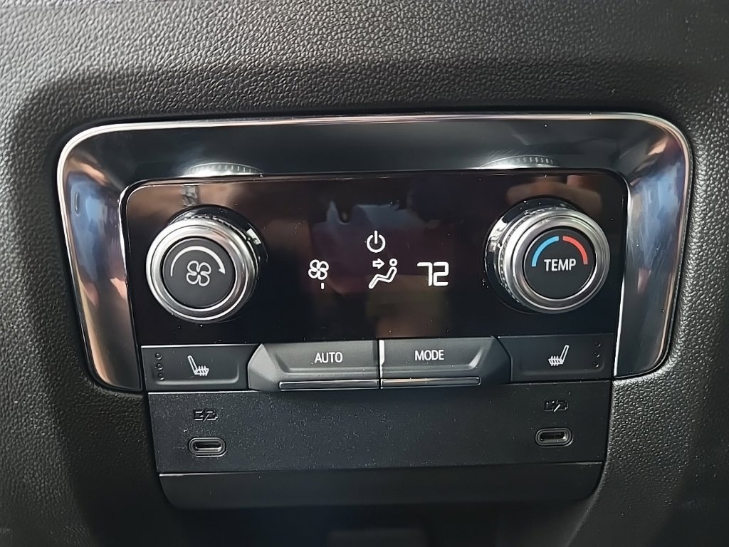 New 2026 GMC Yukon Denali AWD/4WD image 48
