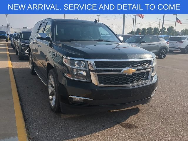Used 2017 Chevrolet Suburban Premier AWD/4WD image 7