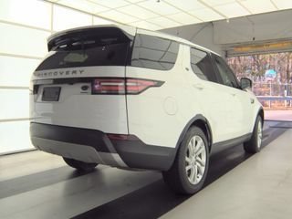 Used 2018 Land Rover Discovery HSE AWD/4WD image 3