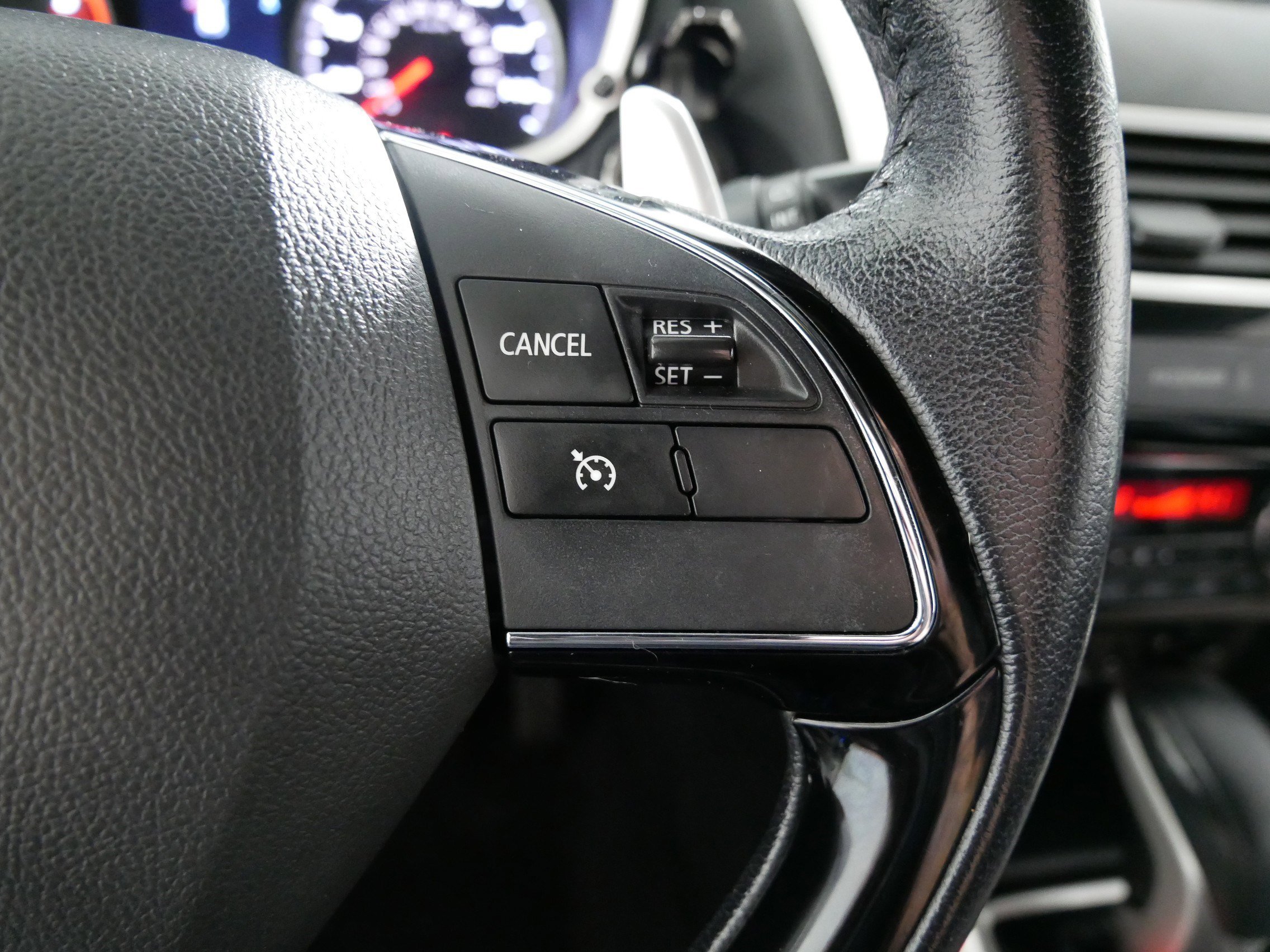 Used 2020 Mitsubishi Eclipse Cross SEL image 28