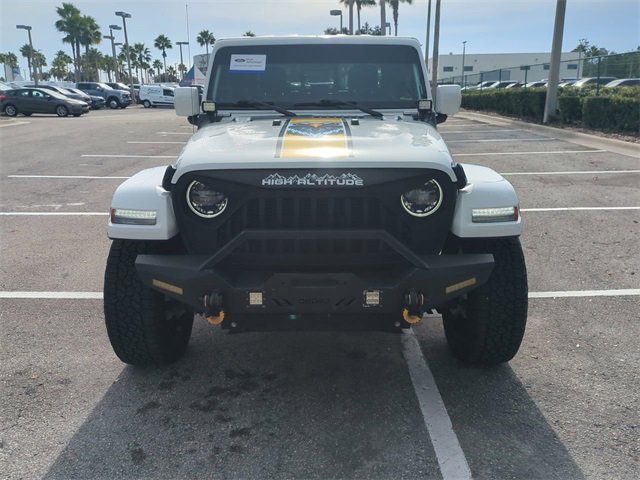 Used 2023 Jeep Gladiator Overland image 9