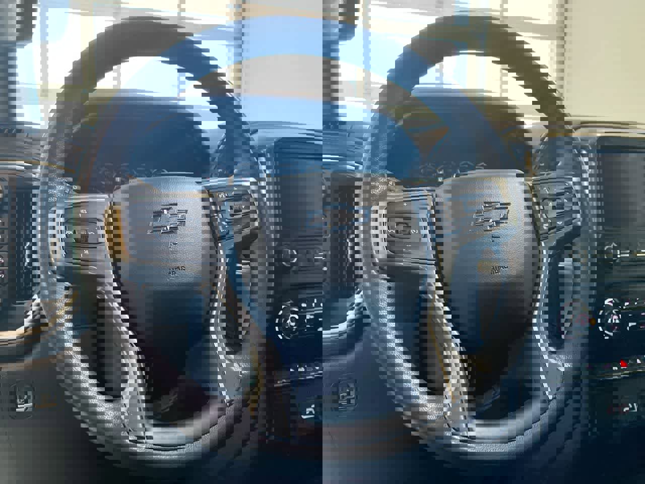 Used 2020 Chevrolet Silverado 1500 RST w/ Z71 Off-Road Package image 14