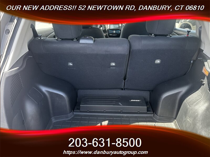 Used 2017 Nissan Leaf SV w/ Premium Package FWD image 5