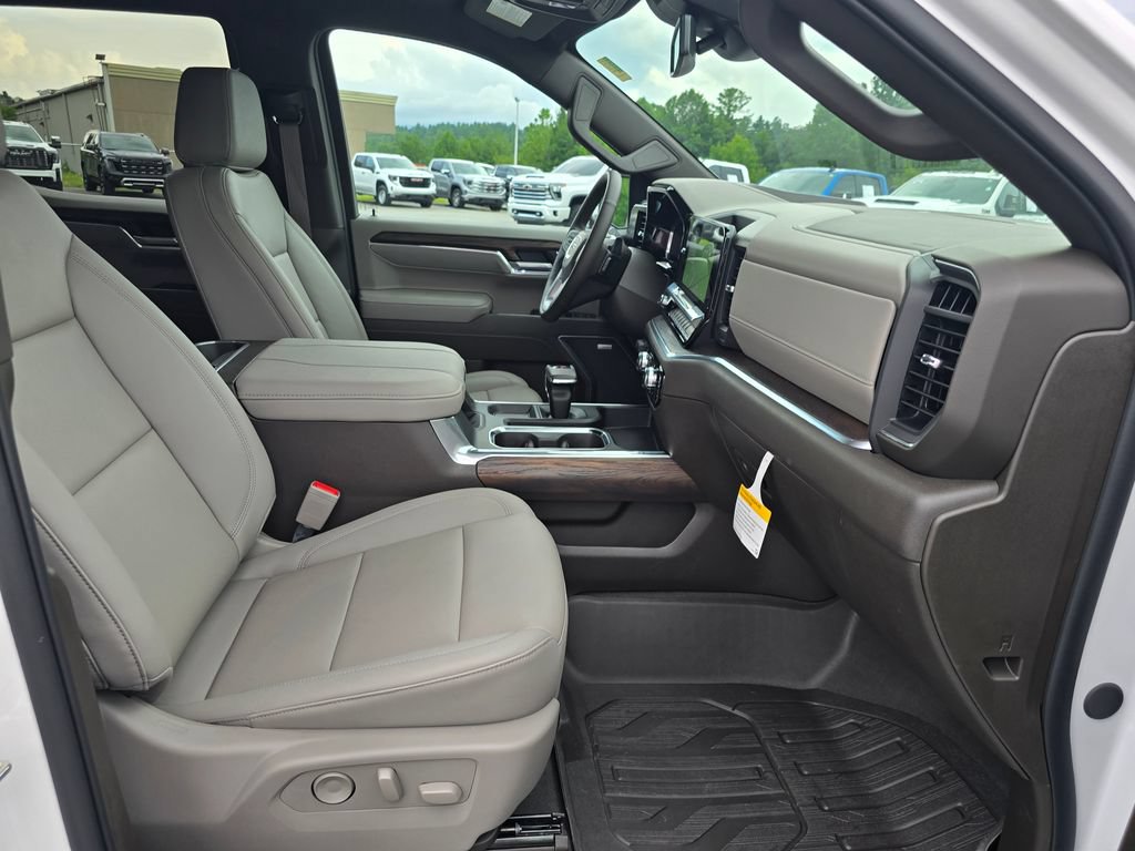 Used 2026 GMC Sierra 1500 SLT w/ SLT Premium Plus Package AWD/4WD image 29