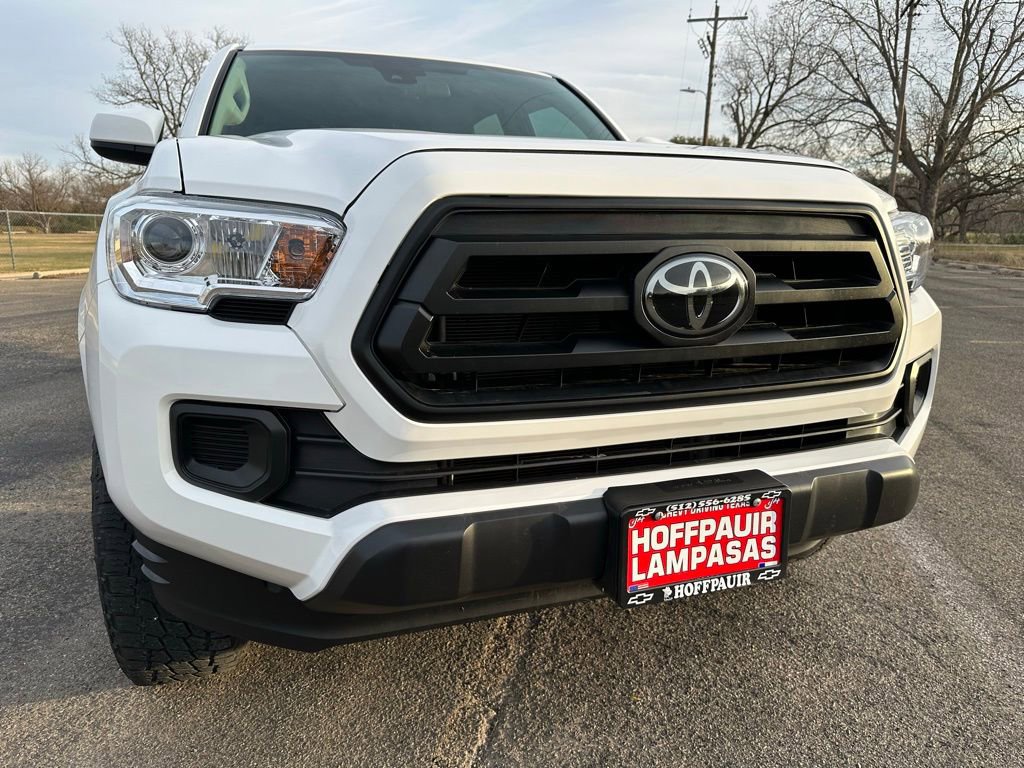 Used 2023 Toyota Tacoma SR AWD/4WD image 10