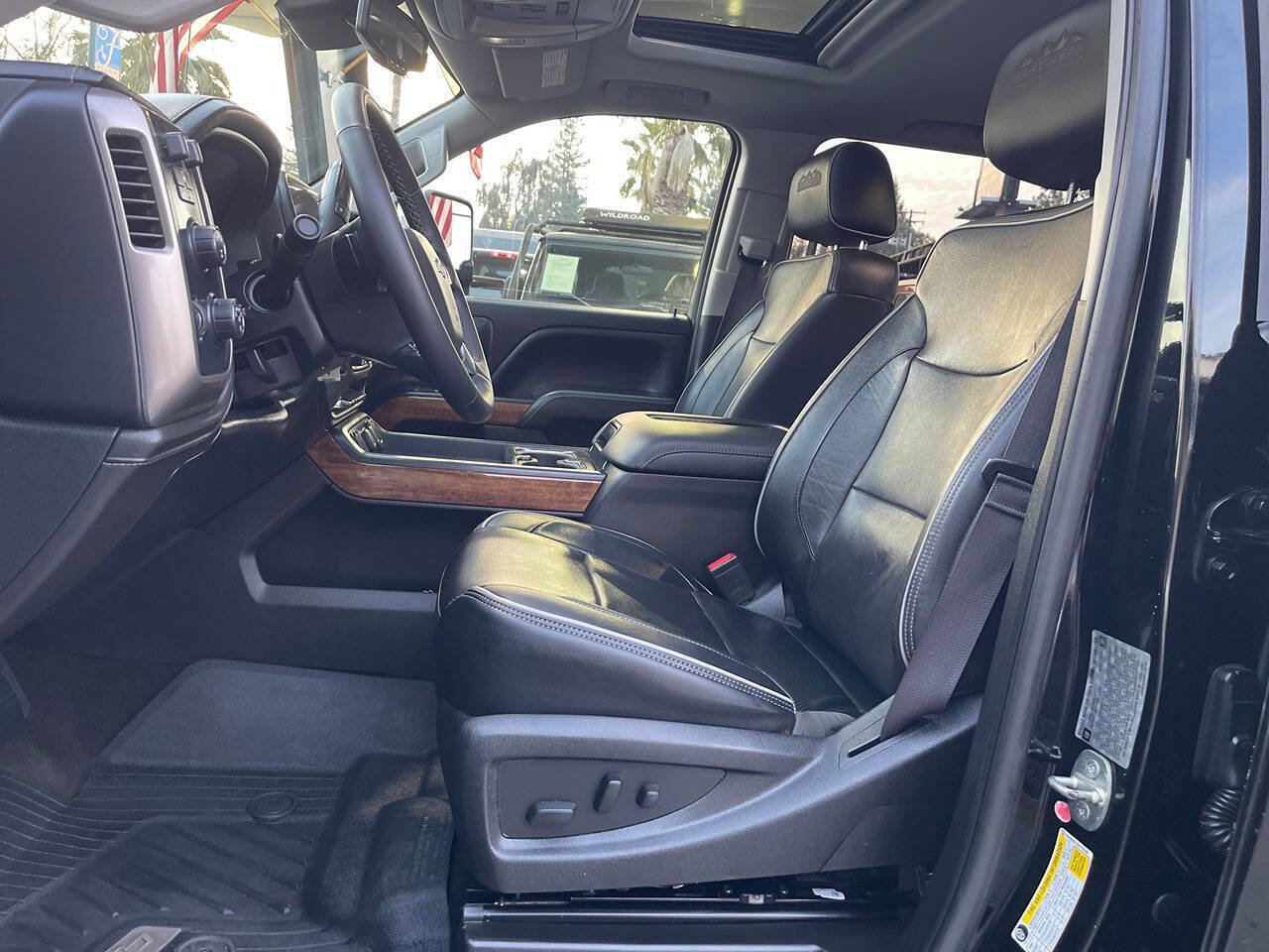 Used 2017 Chevrolet Silverado 3500 High Country w/ Duramax Plus Package image 20