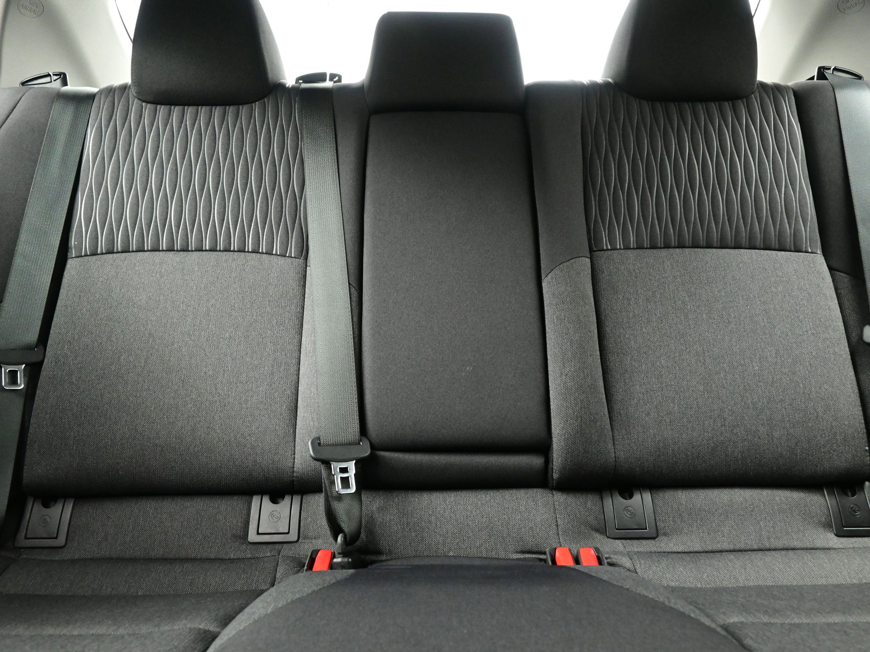 Used 2025 Toyota Camry LE image 15