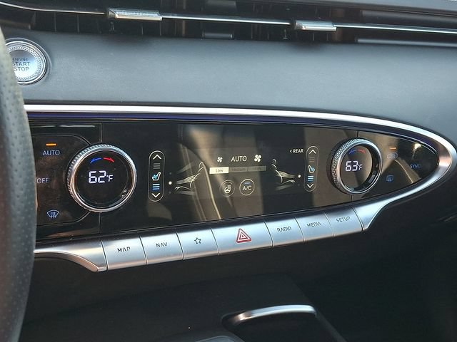 Used 2022 Genesis GV70 3.5T Sport w/ Sport Prestige Package AWD/4WD image 19
