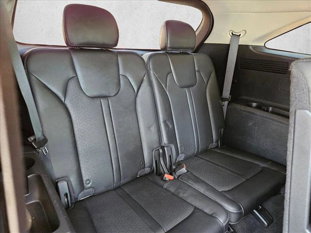Used 2023 Kia Sorento S FWD image 13