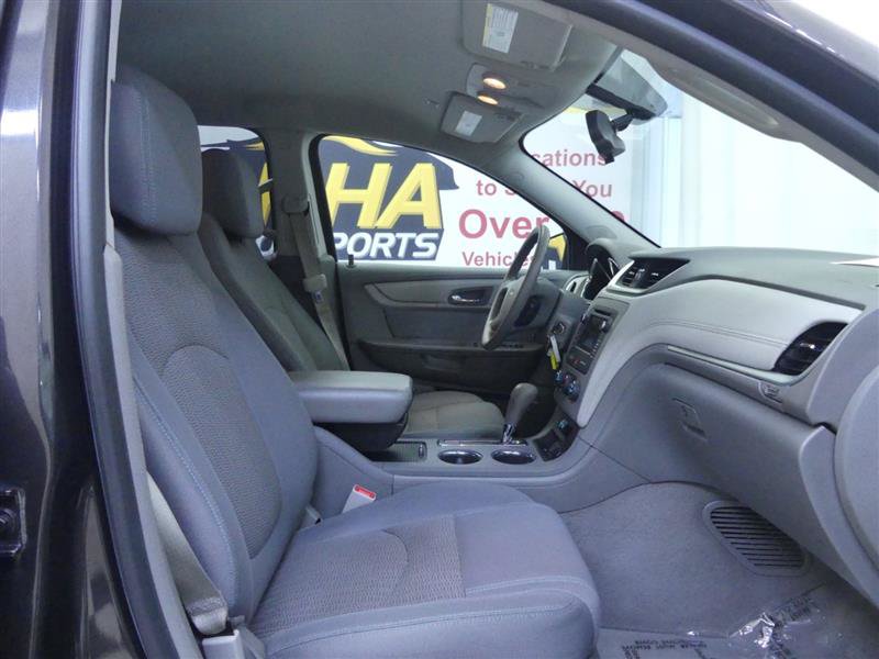 Used 2017 Chevrolet Traverse LS AWD/4WD image 8