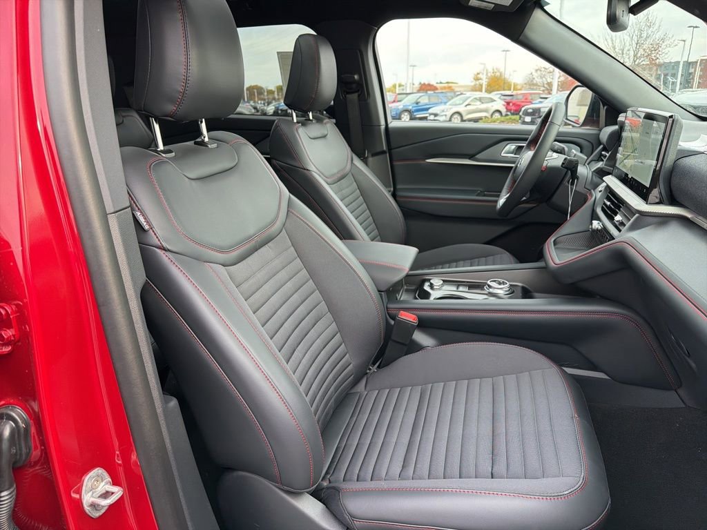 New 2026 Ford Explorer ST-Line w/ ST-Line Street Pack image 22