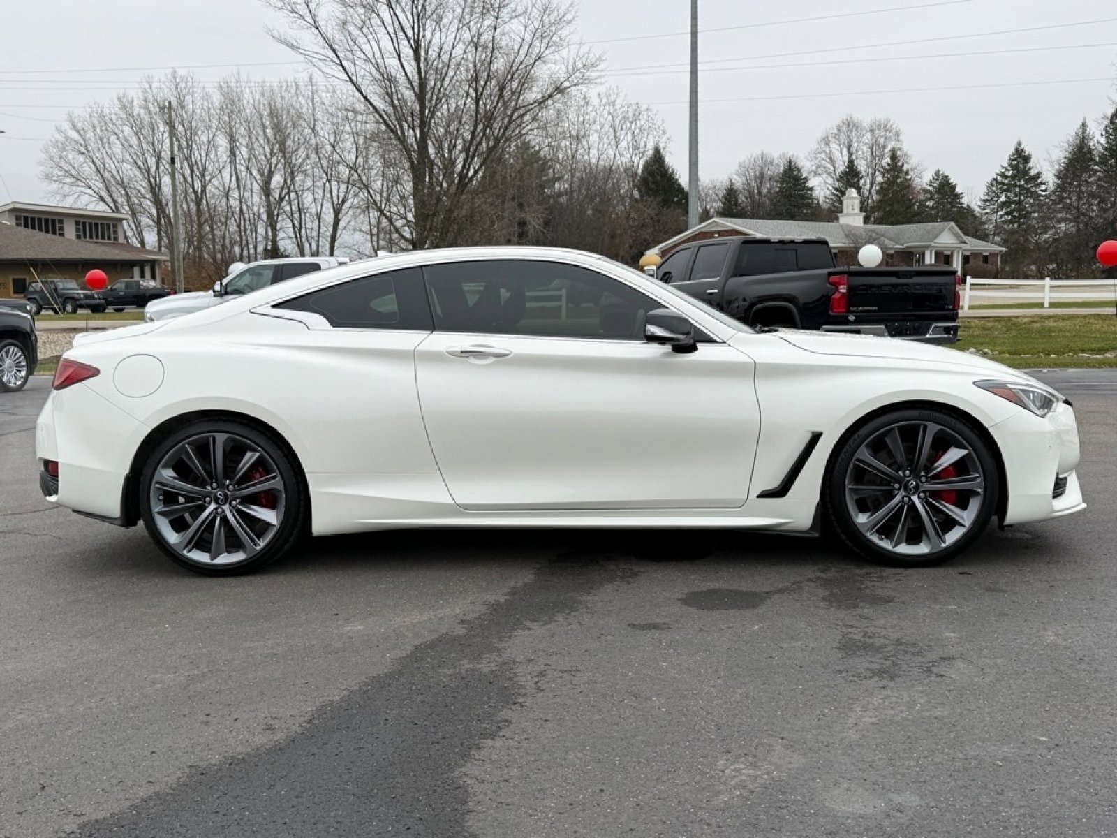 Used 2022 INFINITI Q60 Red Sport 400 w/ Proactive Package RWD image 9