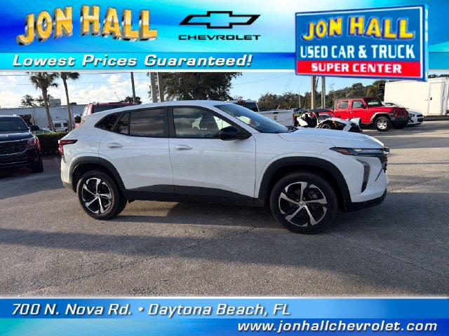Used 2024 Chevrolet Trax RS w/ Driver Confidence Package FWD image 10