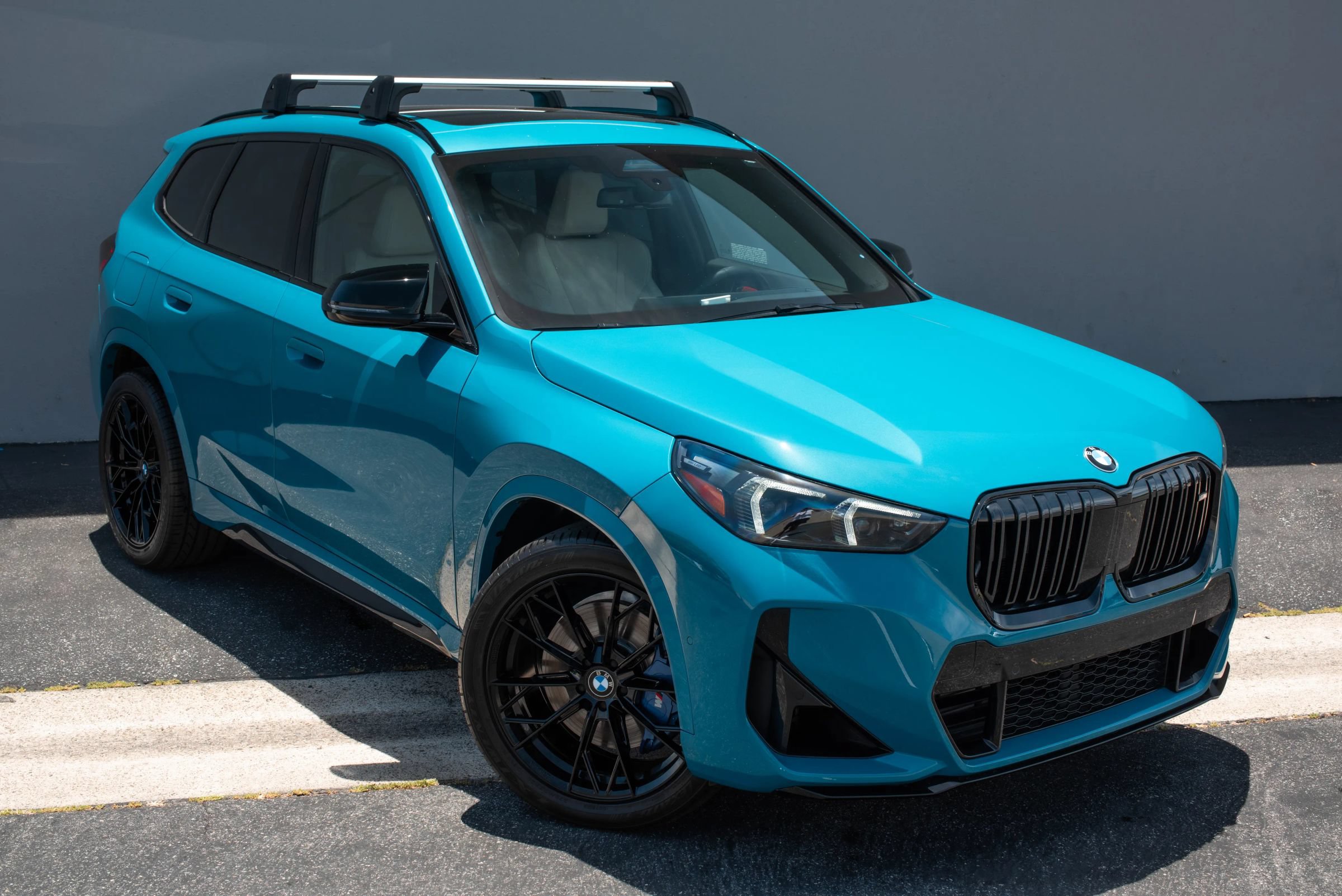 Used 2025 BMW X1 M35i w/ Shadowloine Package AWD/4WD image 5