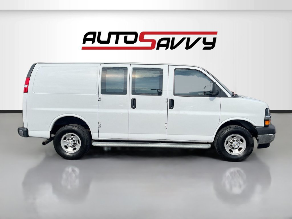 Used 2023 Chevrolet Express 2500 w/ Driver Convenience Package RWD image 8