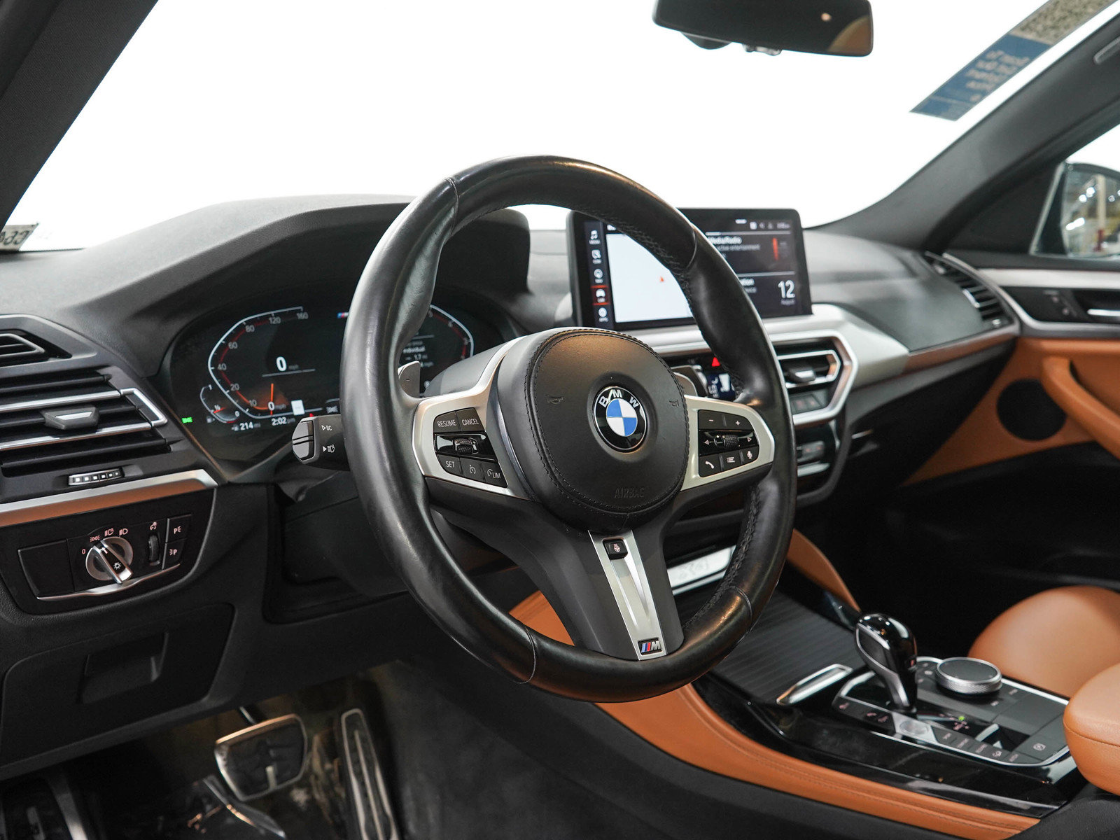 Used 2023 BMW X4 xDrive30i AWD/4WD image 25