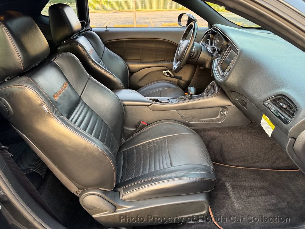 Used 2015 Dodge Challenger R/T Plus RWD image 10