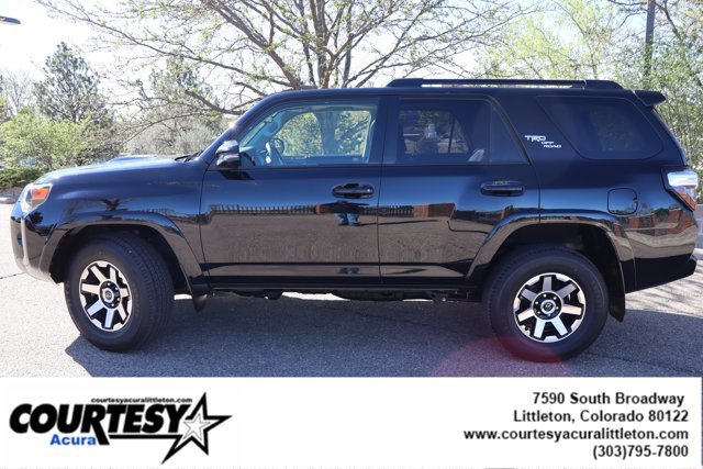 Used 2019 Toyota 4Runner TRD Off-Road Premium AWD/4WD image 3
