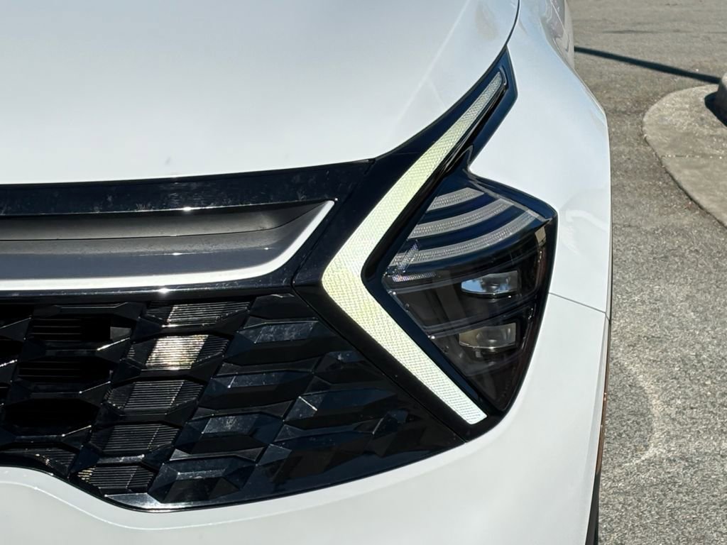 Used 2024 Kia Sportage EX image 24