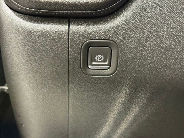 Used 2023 Chevrolet Silverado 3500 LTZ w/ LTZ Convenience Package image 32