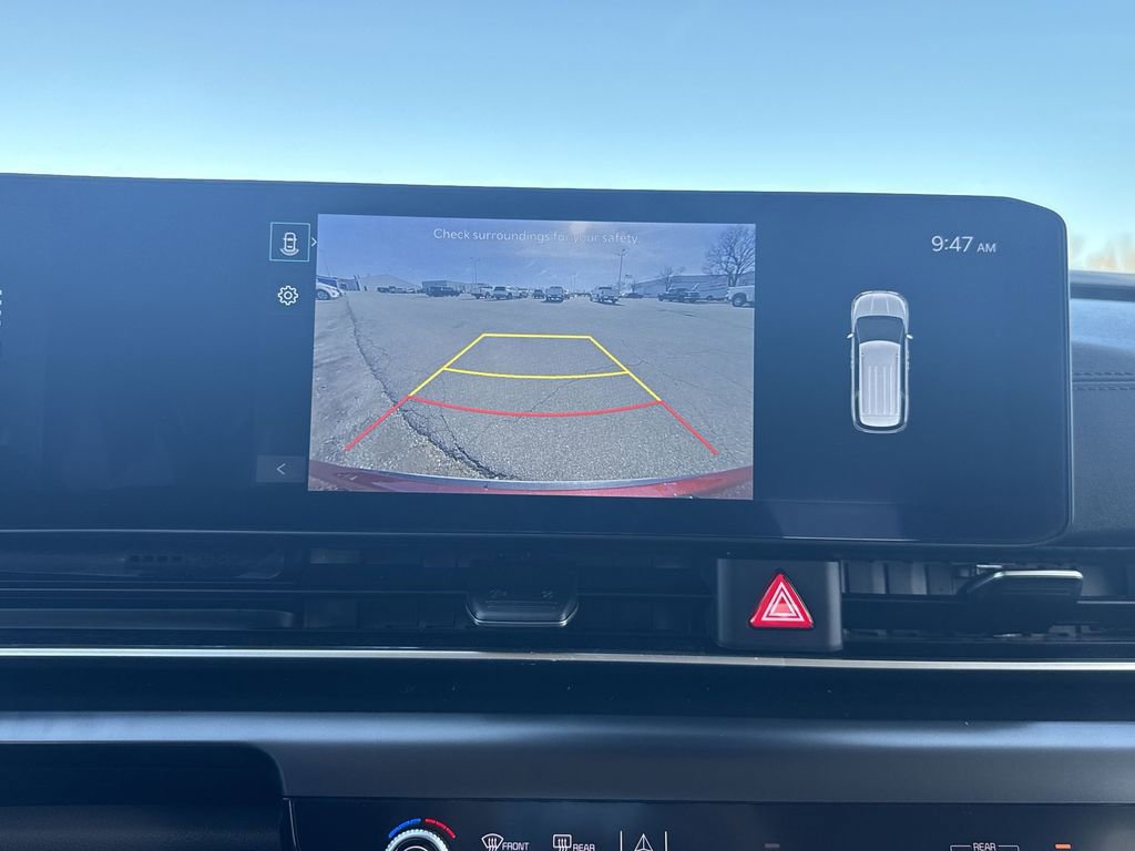 Used 2025 Kia Carnival image 23