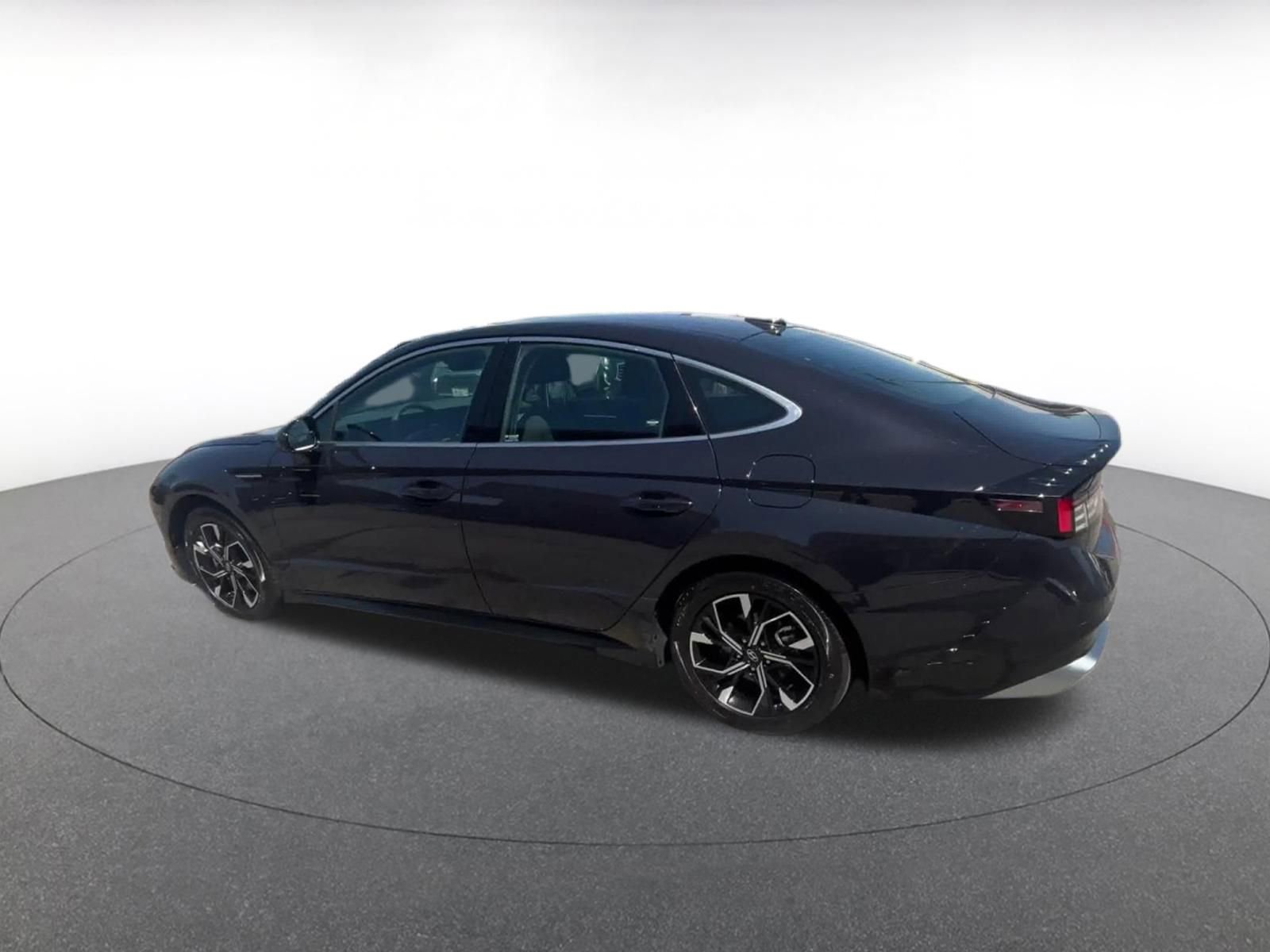 Used 2025 Hyundai Sonata SEL image 12