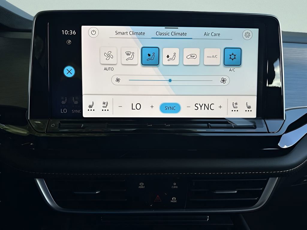 New 2026 Volkswagen Atlas Cross Sport SE image 19