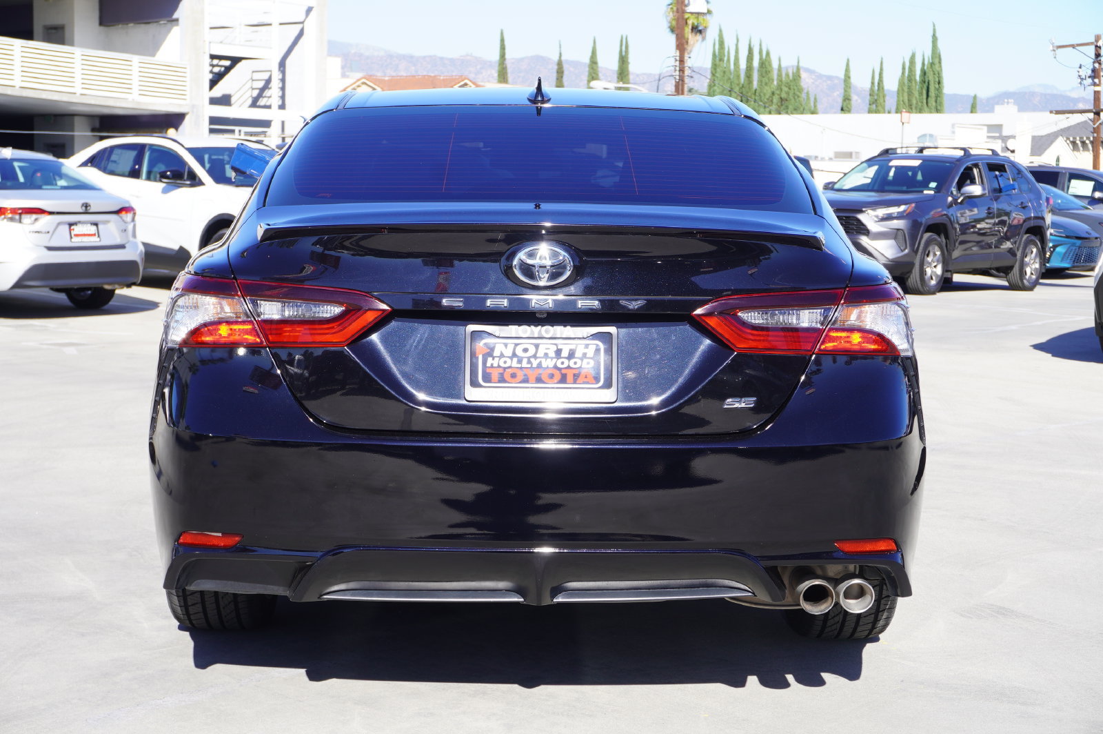 Certified 2021 Toyota Camry SE FWD image 6