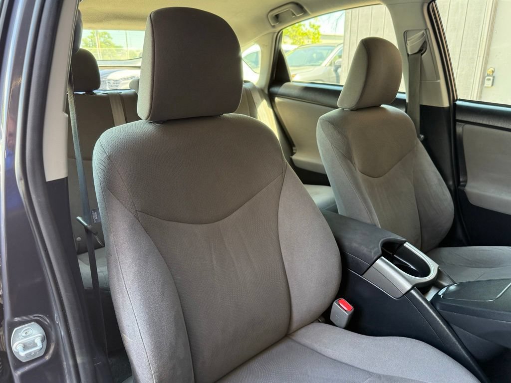 Used 2015 Toyota Prius Three FWD image 16