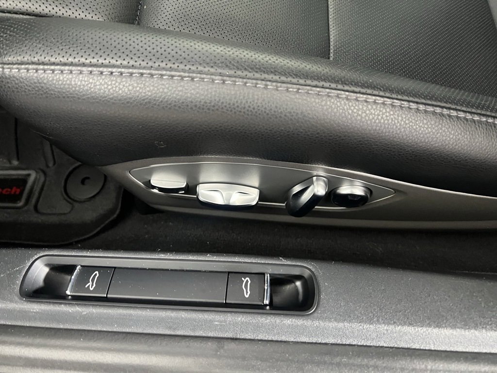 Certified 2022 Porsche 718 Cayman S image 26