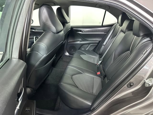 Used 2024 Toyota Camry SE image 25
