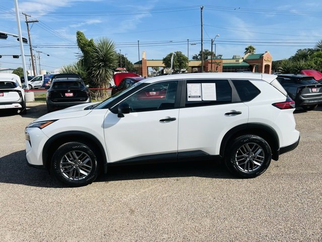 Certified 2025 Nissan Rogue S image 4