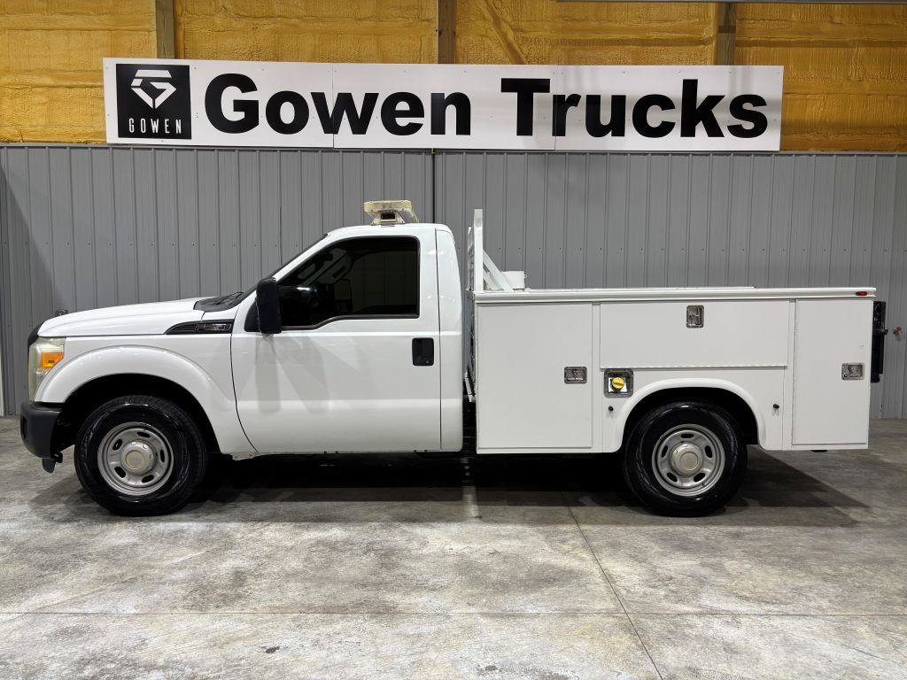 Used 2013 Ford F250 XL RWD image 2